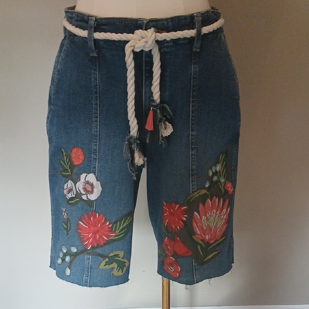Upcycled Handmade Jean Mid-length Shorts with Appliques | Handmade Belt